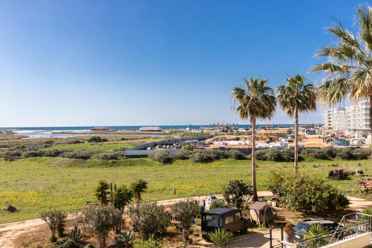Beach Front View Armacao De Pera Flat Экстерьер фото