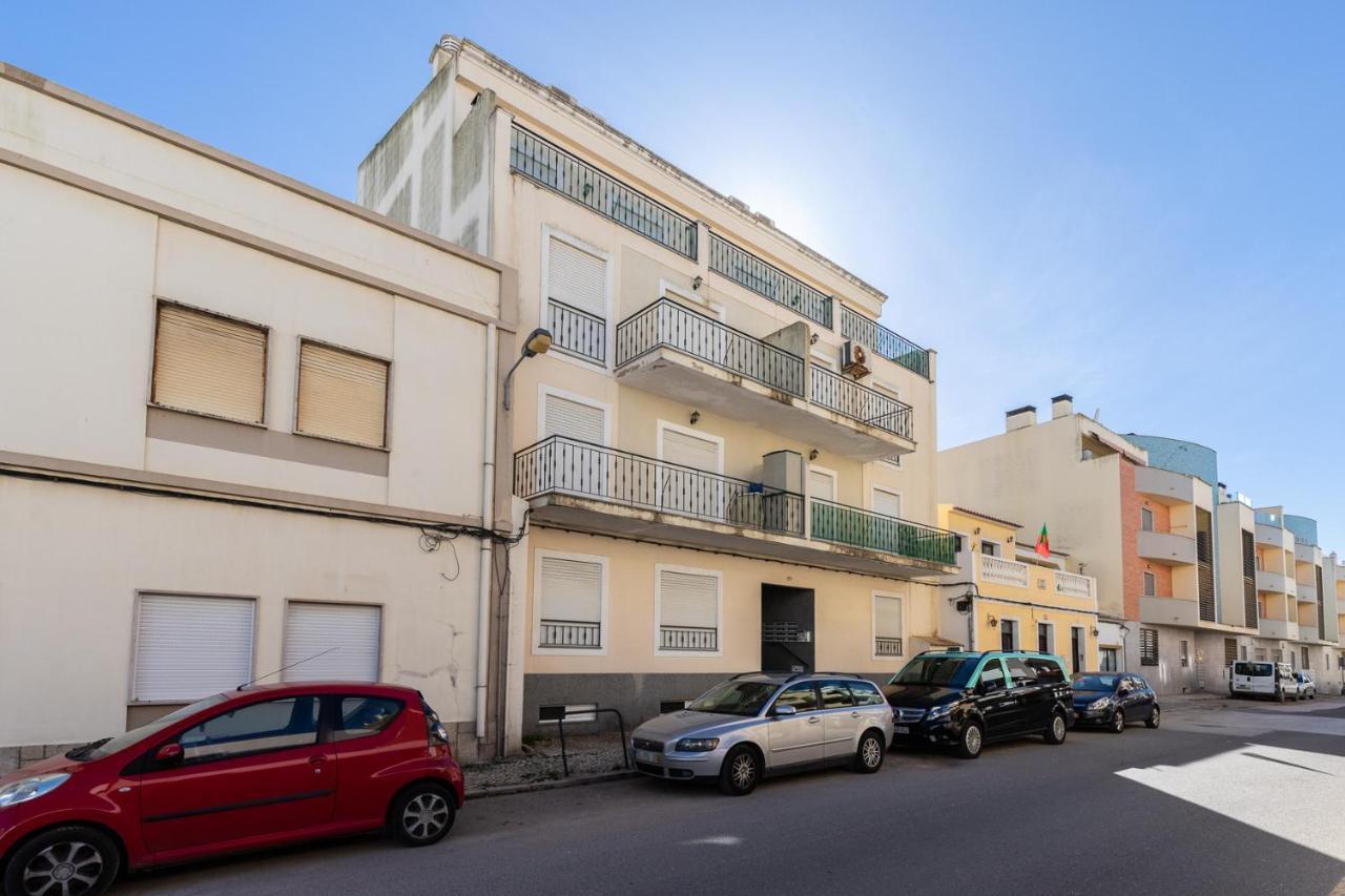 Beach Front View Armacao De Pera Flat Экстерьер фото